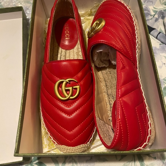 COPY - been worn   Gucci leather and canvas espadrilles, with brand sho… - Picture 1 of 8